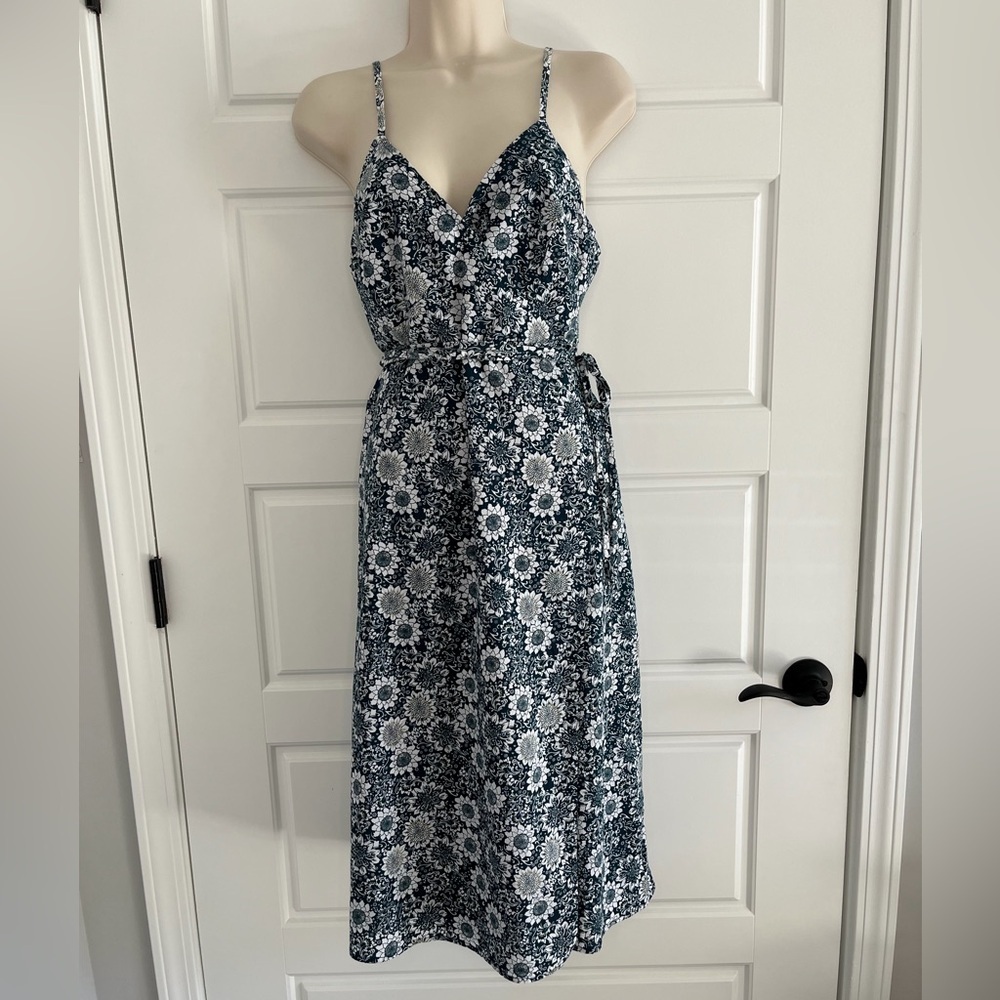 Mossimo 100% Cotton Blue White Floral Wrap Dress Maxi Sleeveless Cottagecore L
